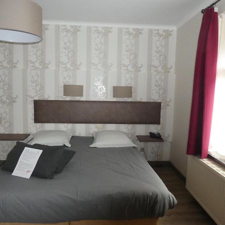 Hotel Des Roches Cugnon Buitenkant foto