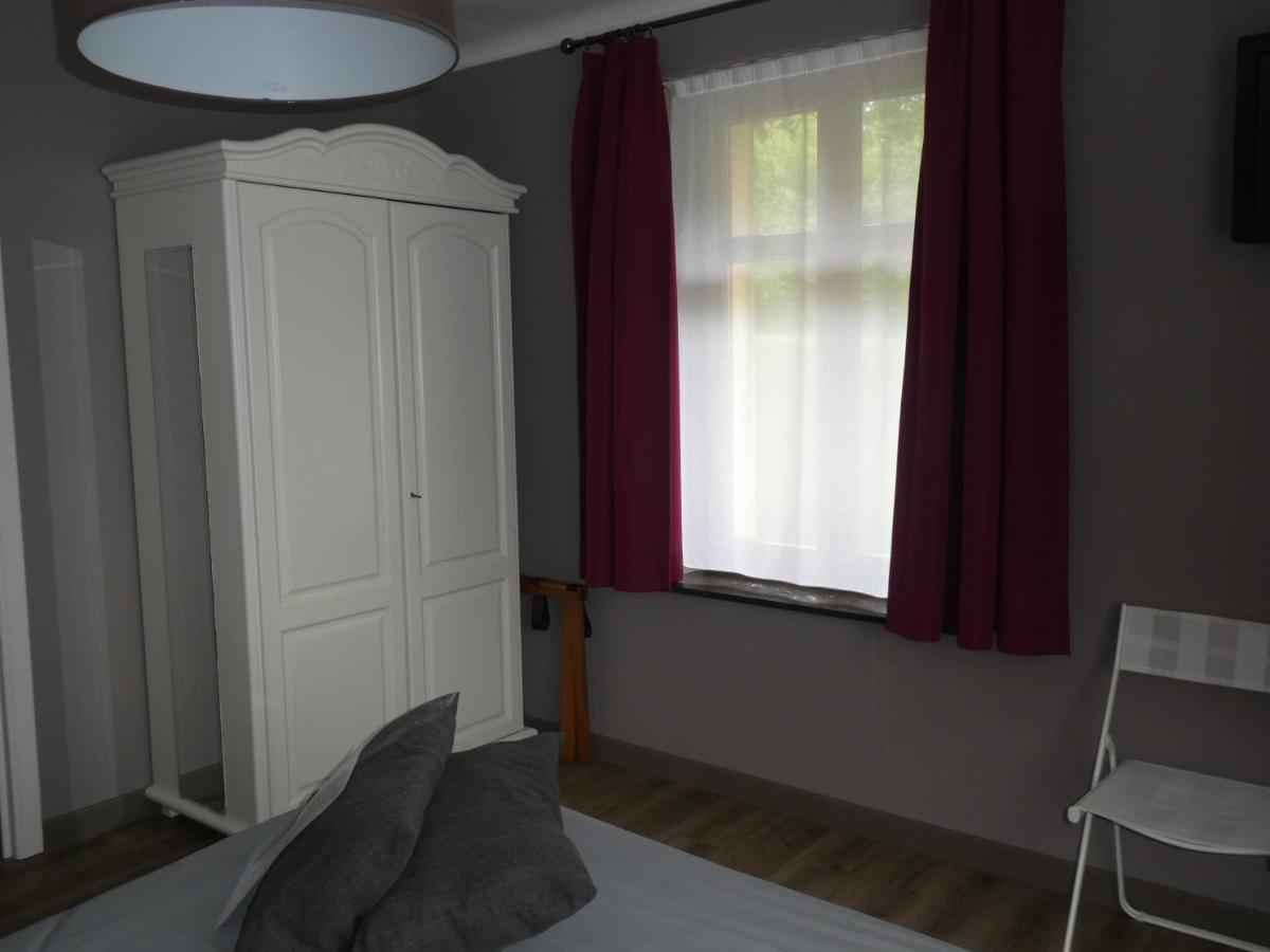 Hotel Des Roches Cugnon Buitenkant foto