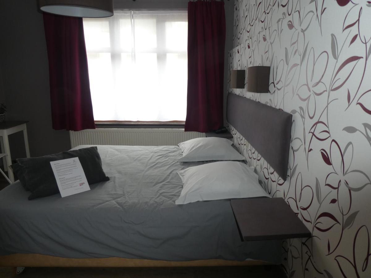 Hotel Des Roches Cugnon Buitenkant foto